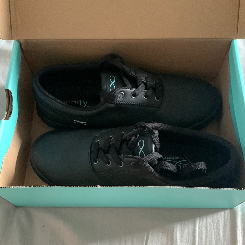 Pace Infinity by Cherokee Uniforms sneakers
